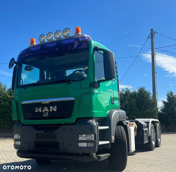 MAN TGS 26.440 | Hakowiec Meiller-Kipper | 6x4 - dwie osie napędowe | 440 KM | przód resor, tył pneumatyczne |Belka ostrzegawcza (koguty)