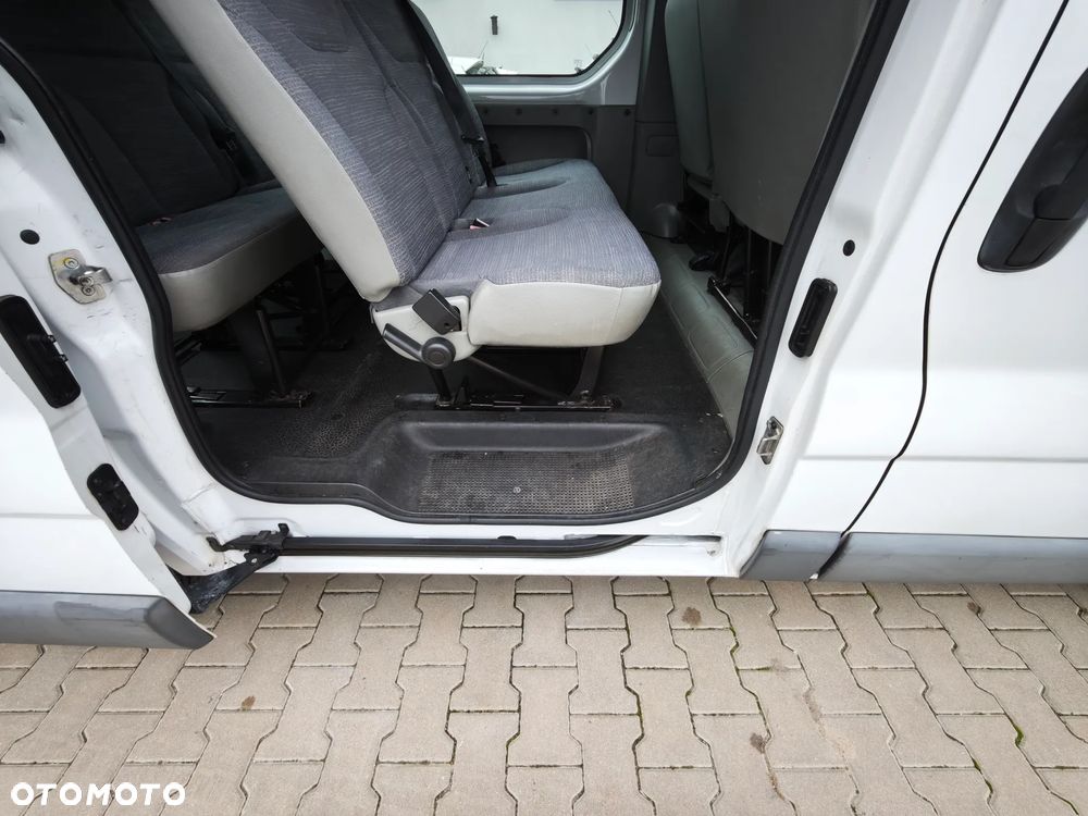 Renault Trafic L1H1 Passenger Lux - 30
