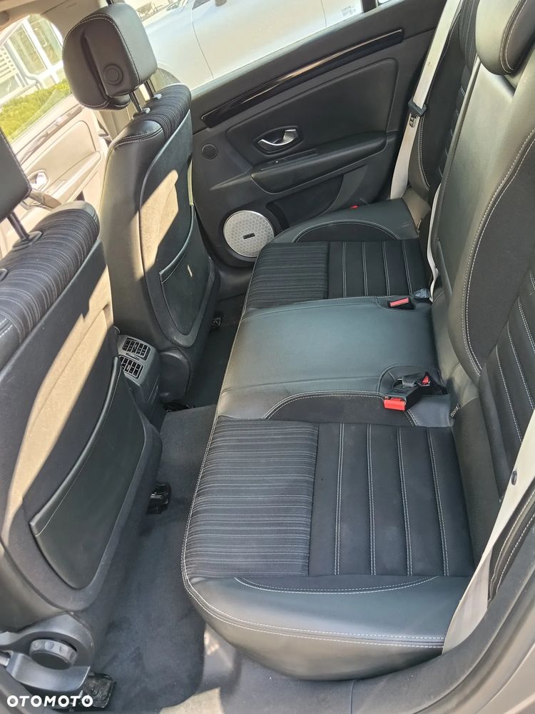 Renault Laguna 2.0 dCi Bose Edition - 10