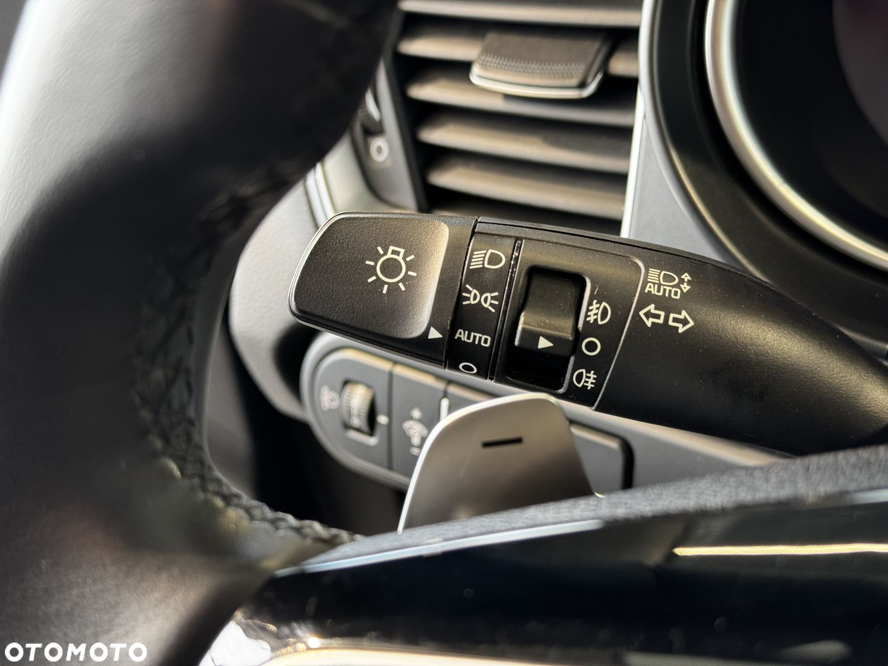 Kia XCeed - 18