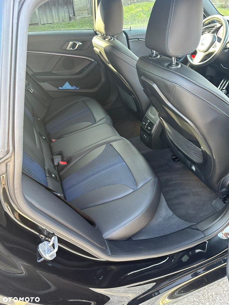 BMW Seria 2 218i M Sport - 12