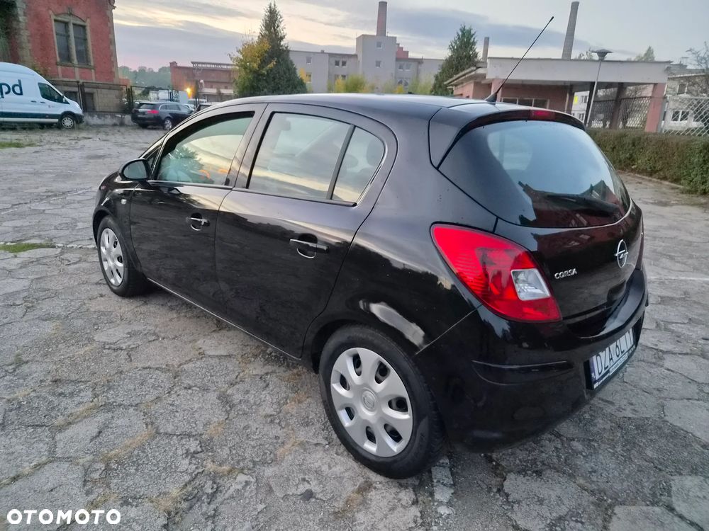 Opel Corsa - 4