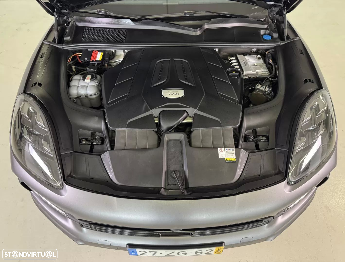 Porsche Cayenne Platinum Edition - 8