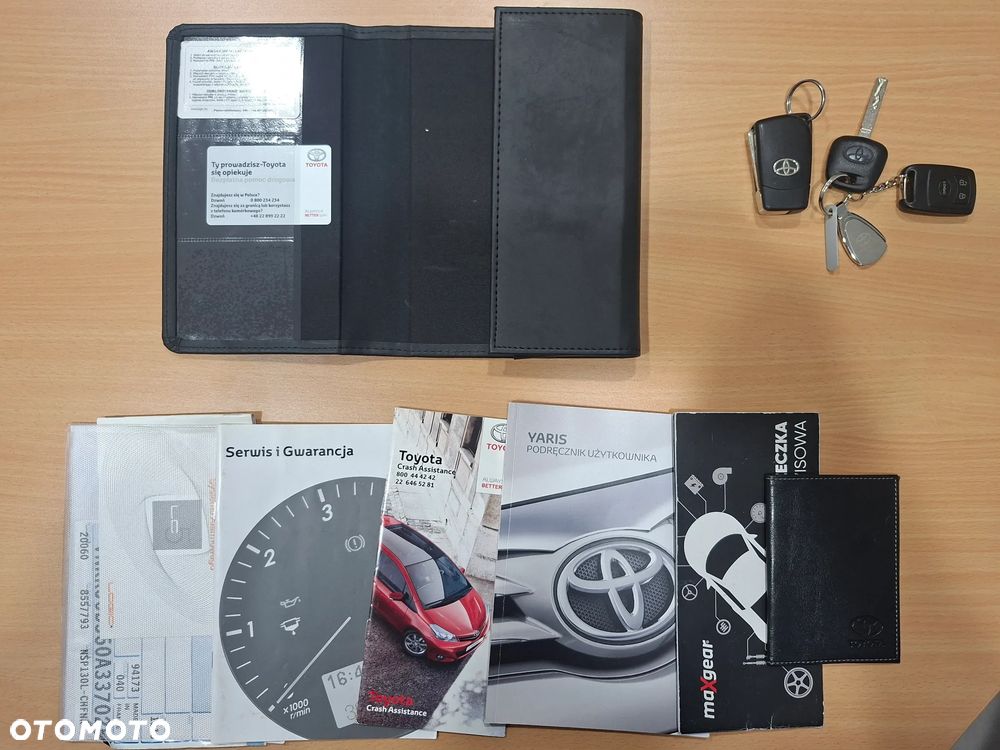 Toyota Yaris - 16
