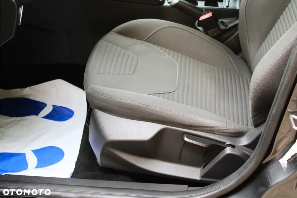 Ford Focus 1.5 TDCi Titanium - 13