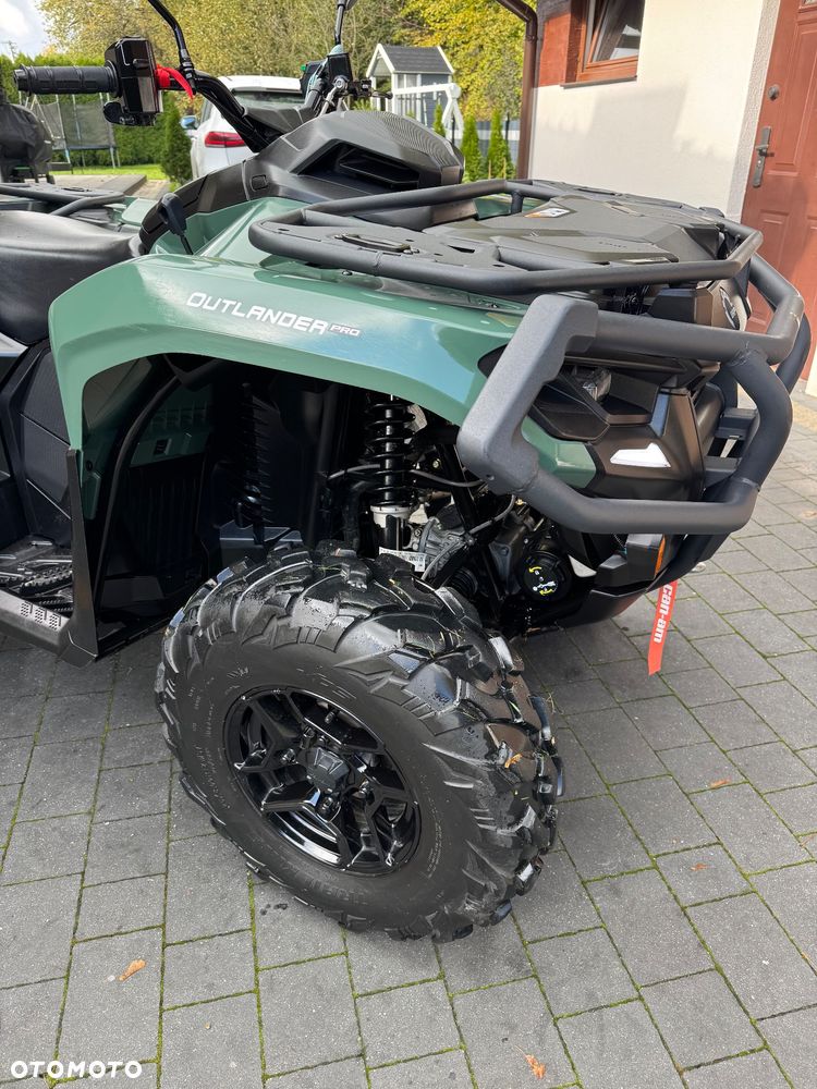 Can-Am Outlander - 24