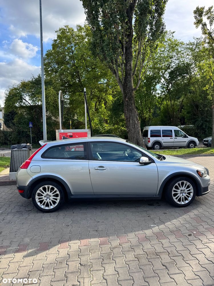 Volvo C30 1.6D Momentum - 4