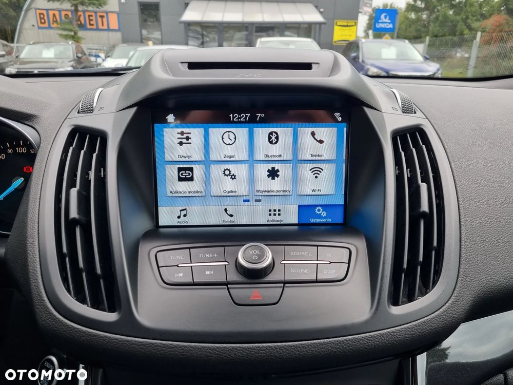 Ford Kuga 1.5 EcoBoost 2x4 Titanium - 18
