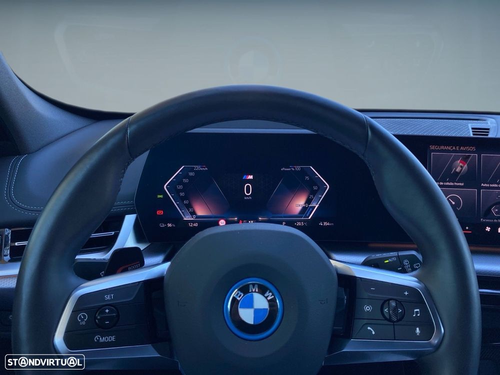BMW iX1 xDrive30 Pack Desportivo M - 6