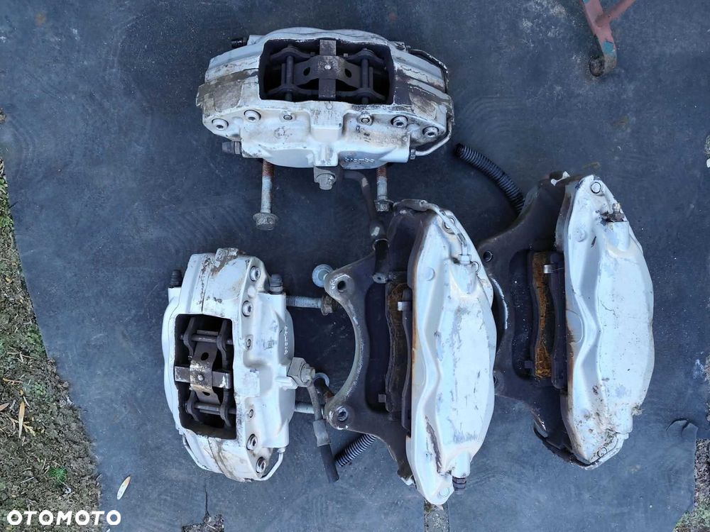 Cadillac STS CTS zaciski hamulcowe Brembo
