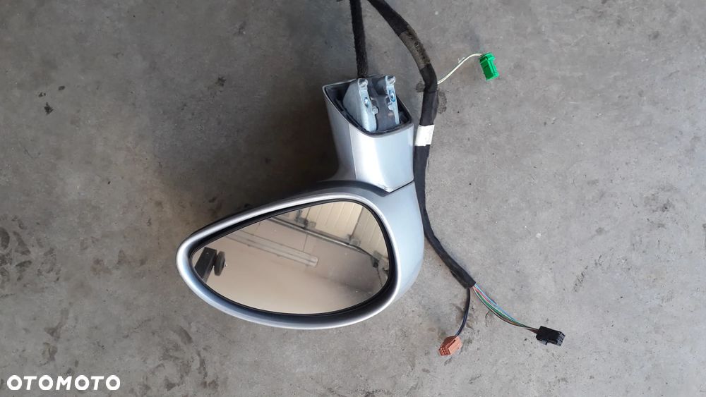 lusterko prawe 2+6 PIN 8 PIN EZR Citroen c4 I lift 1.6 VTI - 2