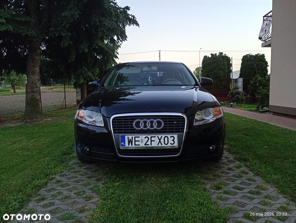 Audi A4 Limousine - 3