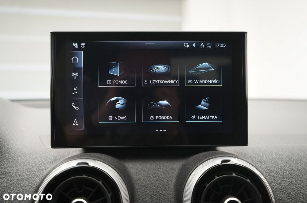 Audi Q2 - 25