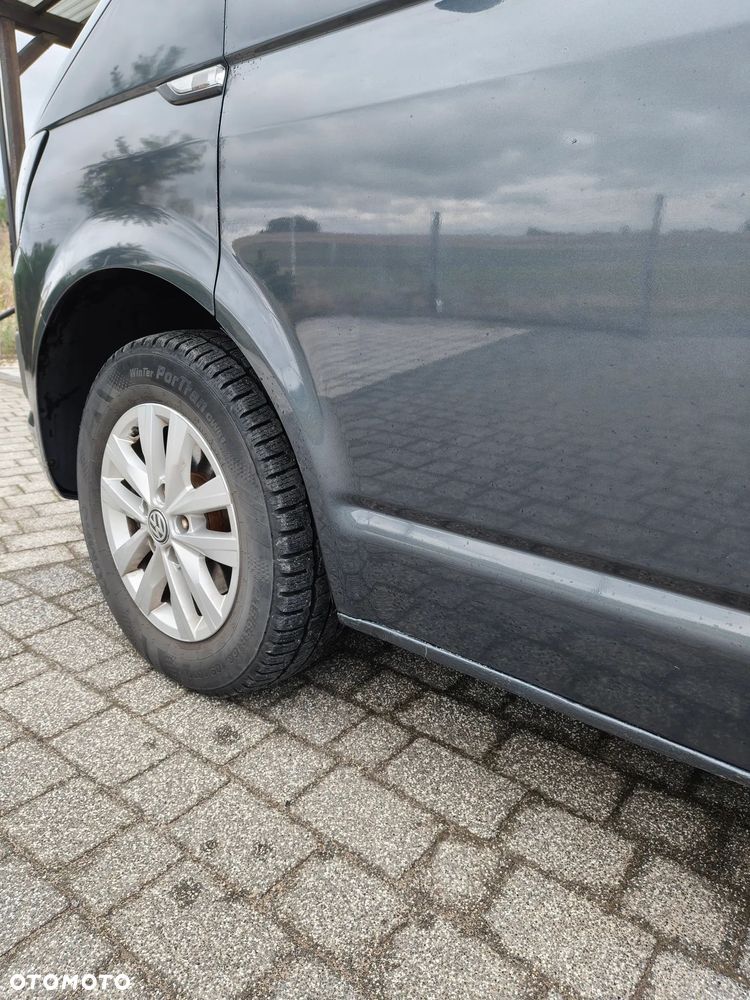 Volkswagen Caravelle - 9