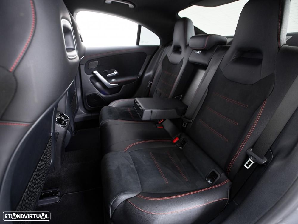 Mercedes-Benz CLA 180 - 11