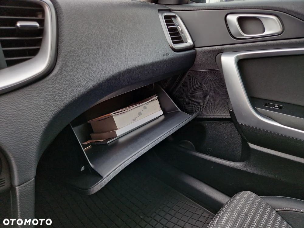 Kia Ceed 1.5 T-GDI M - 27