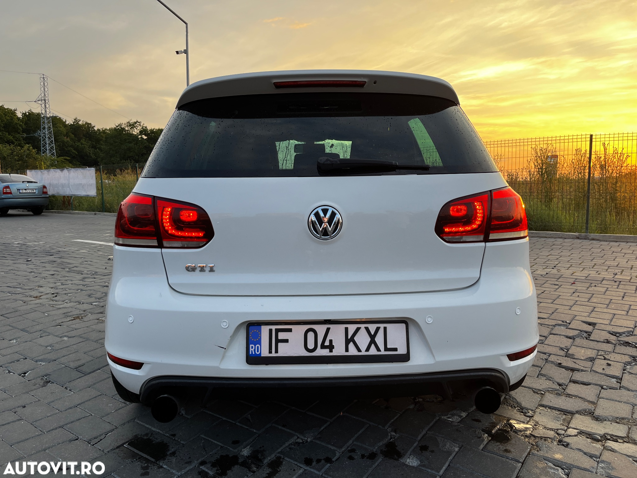 Volkswagen Golf 2.0 GTI DSG - 8