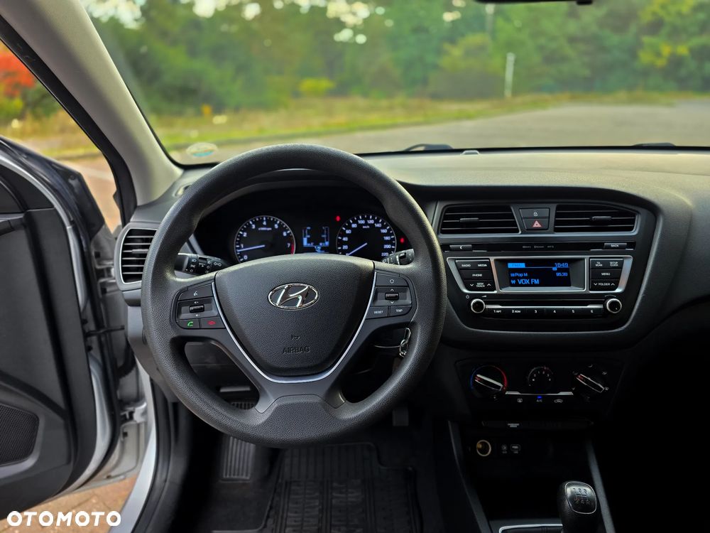 Hyundai i20 1.2 BlueDrive Classic - 13
