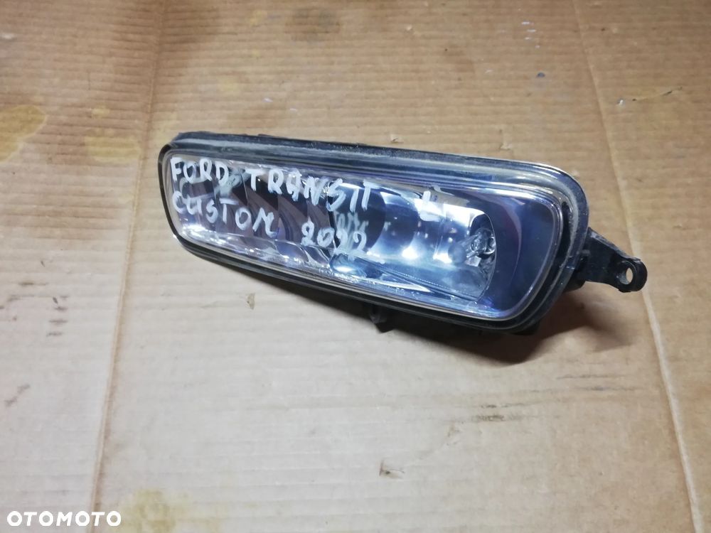 Halogen przedni Ford Transit Custom MK8  2022 lewy