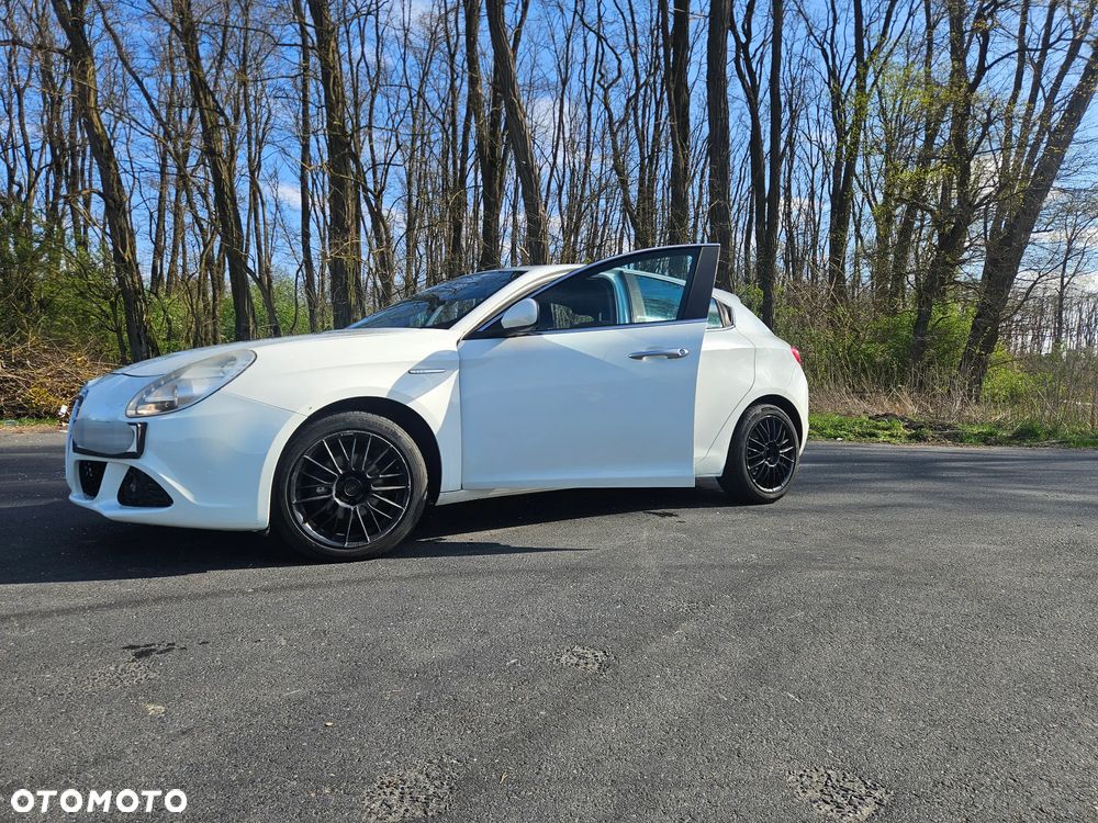 Alfa Romeo Giulietta 1.6 JTDM 16V - 3