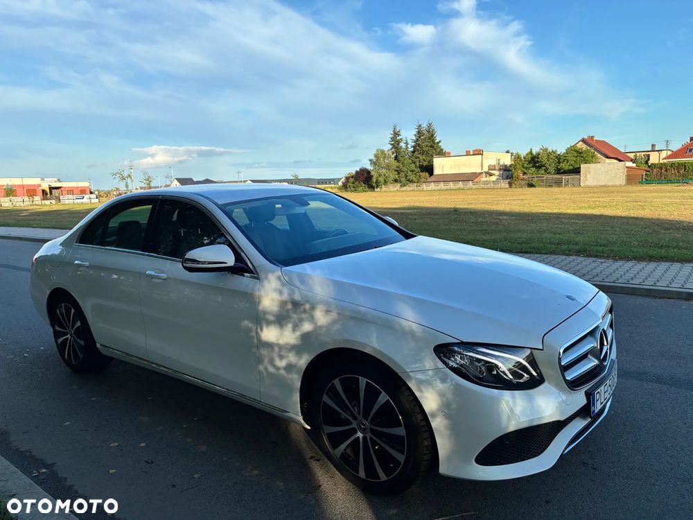 Mercedes-Benz Klasa E 200 9G-TRONIC Avantgarde - 2