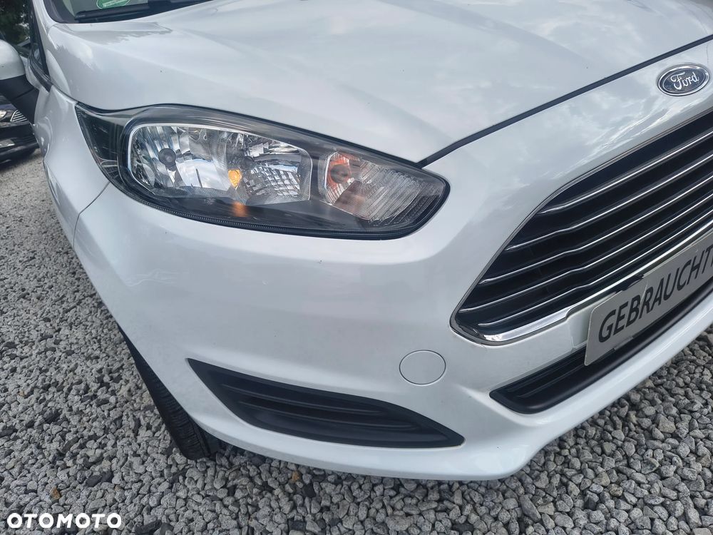 Ford Fiesta 1.25 Celebration - 12