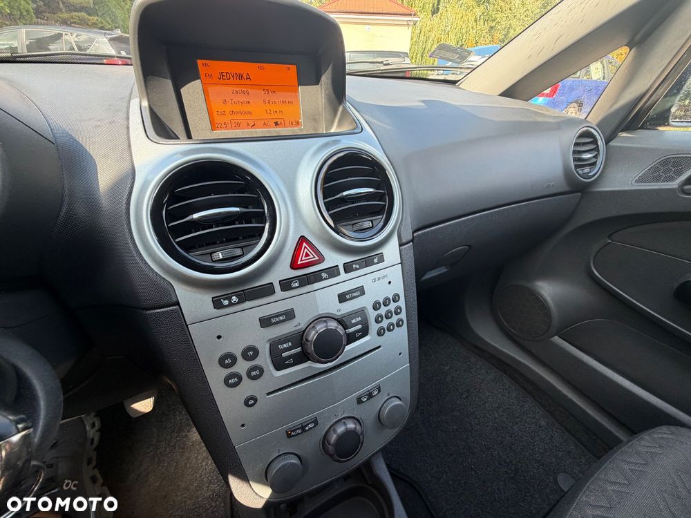 Opel Corsa 1.4 Cosmo - 20