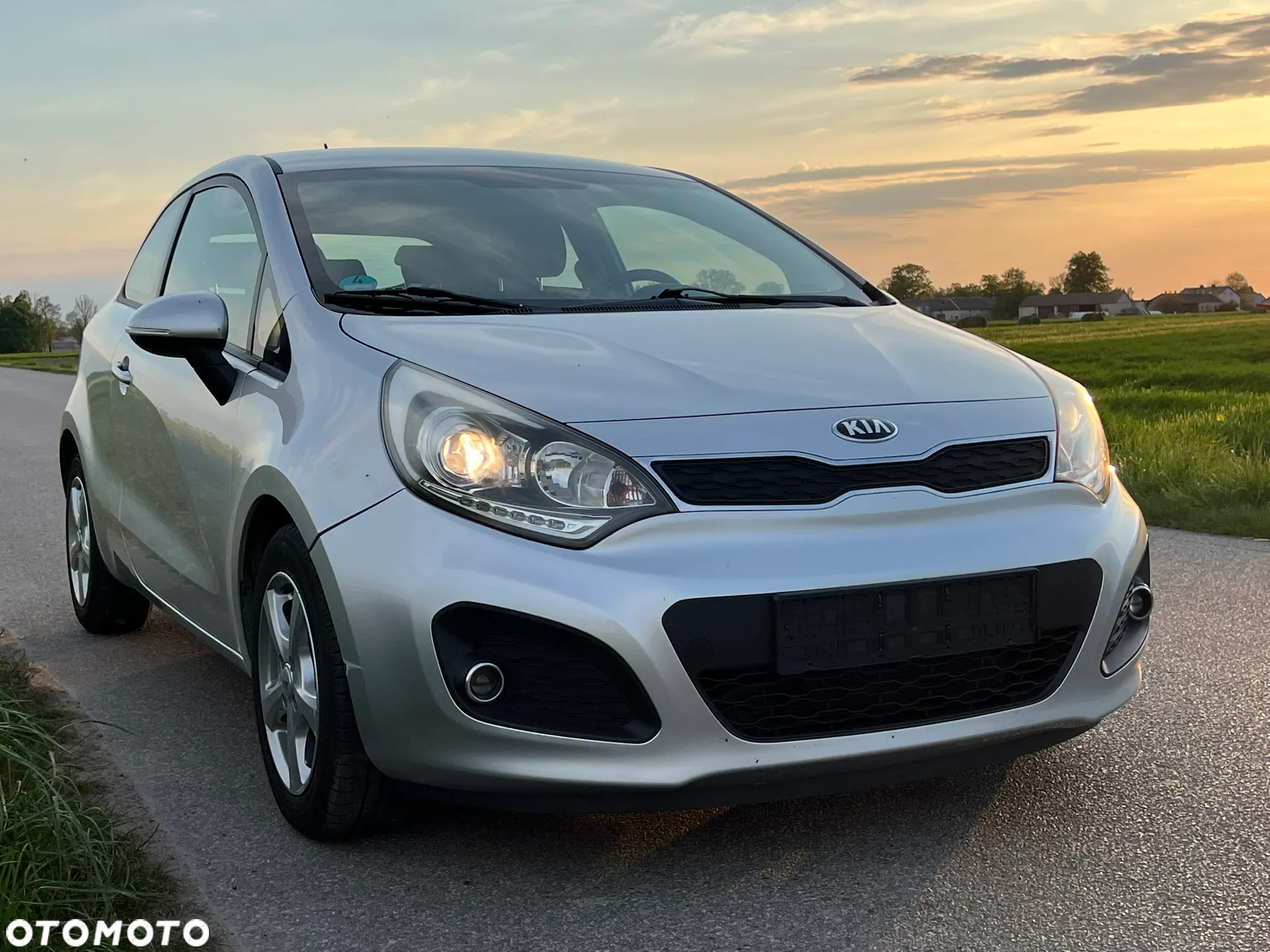 Kia Rio 1.4 L - 7