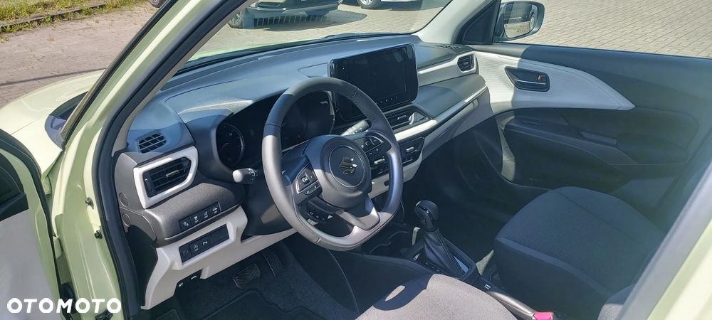 Suzuki Swift 1.2 Dualjet SHVS Premium Plus CVT - 5