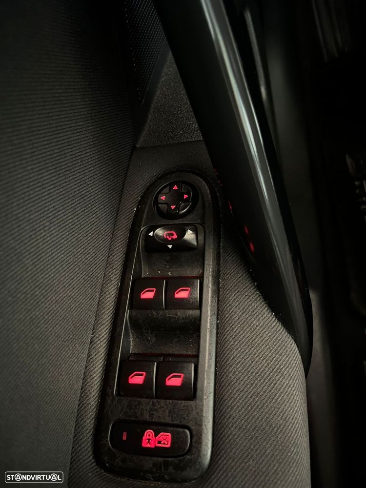 Peugeot 508 SW 1.6 BlueHDi Active EAT6 - 25