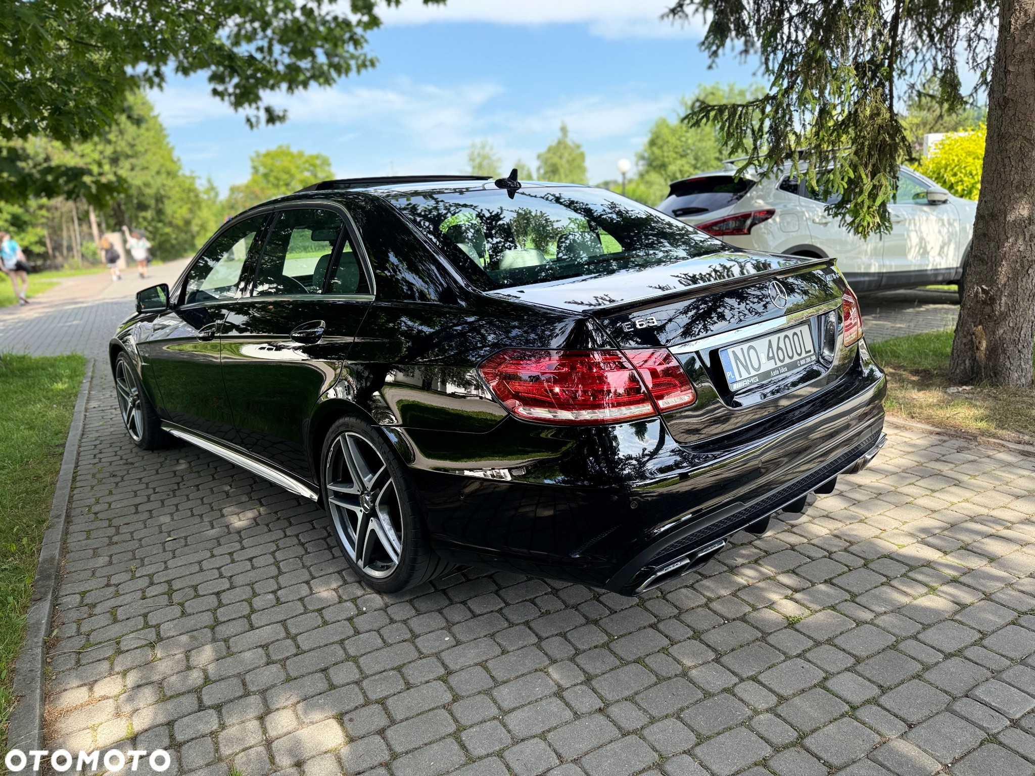 Mercedes-Benz Klasa E 63 AMG S 4-Matic - 8