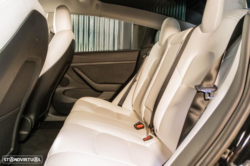 Tesla Model 3 Long Range AWD Dual Motor - 28