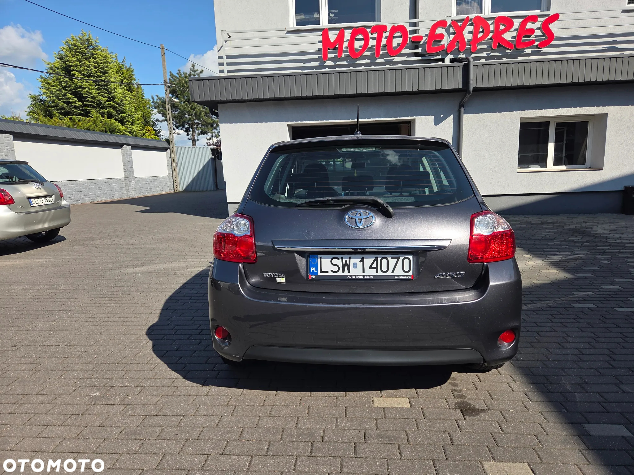 Toyota Auris - 4