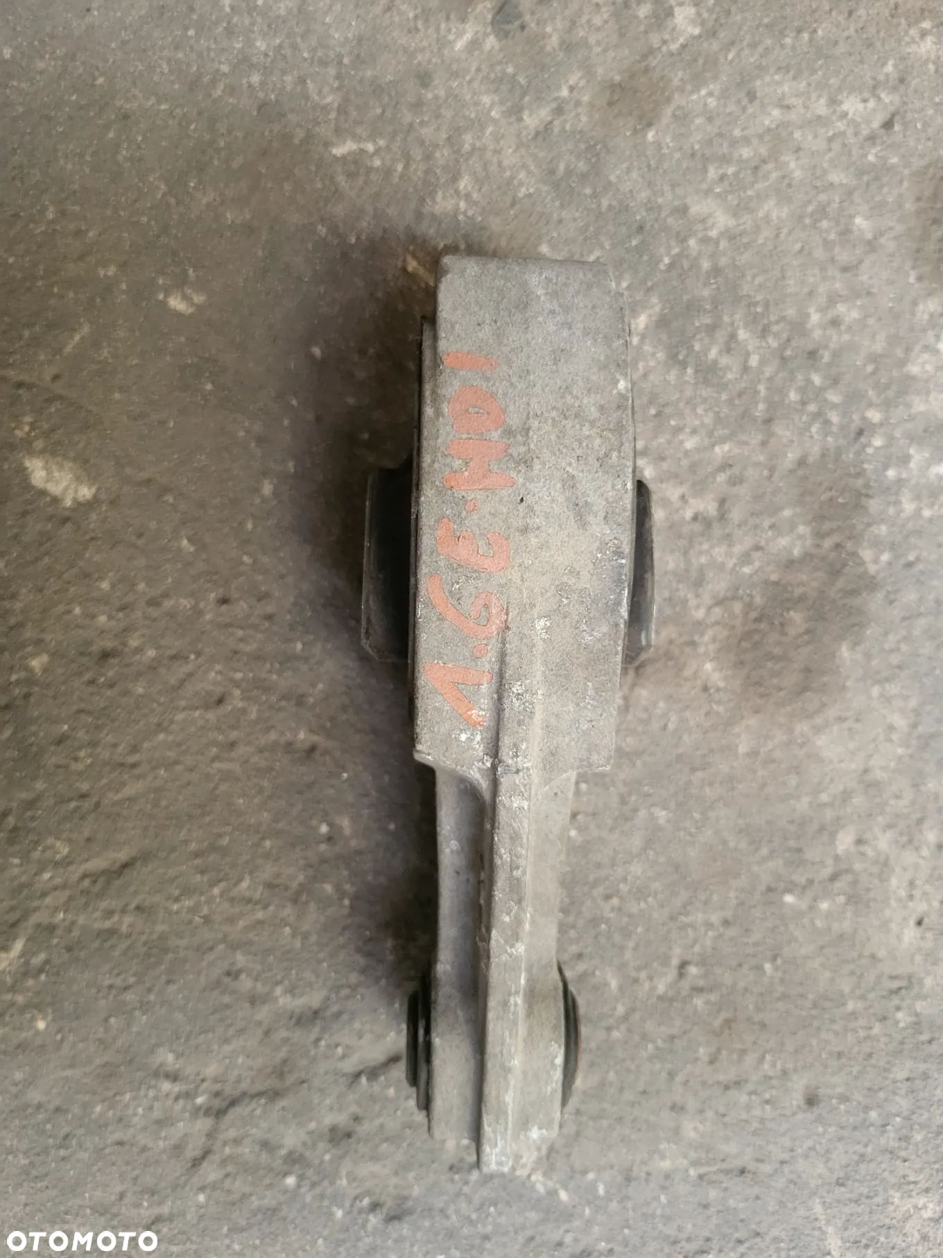 Łapa poduszka silnika Citroen Peugeot 1.6 E HDI - 2