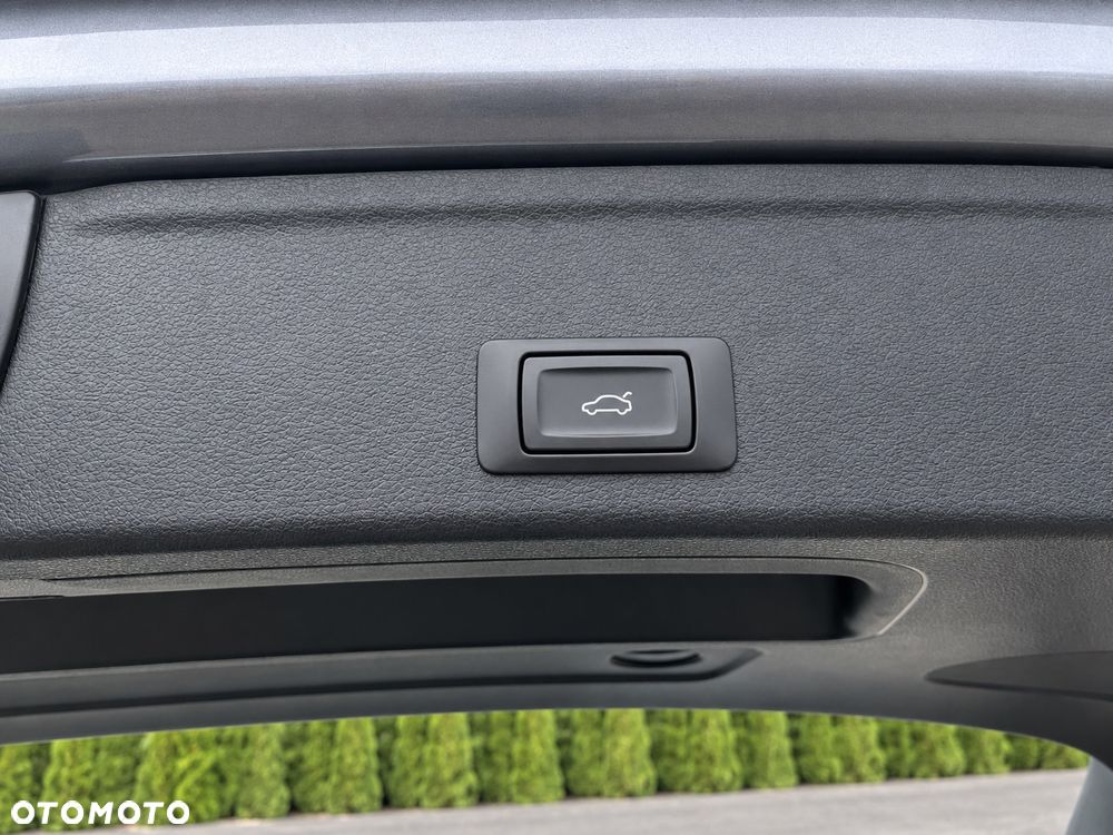 Audi A4 Avant 2.0 TFSI ultra sport - 10