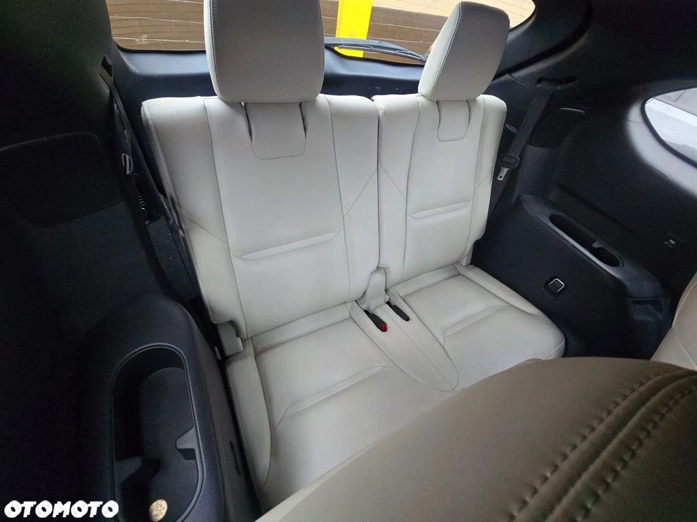 Mazda CX-9 - 15