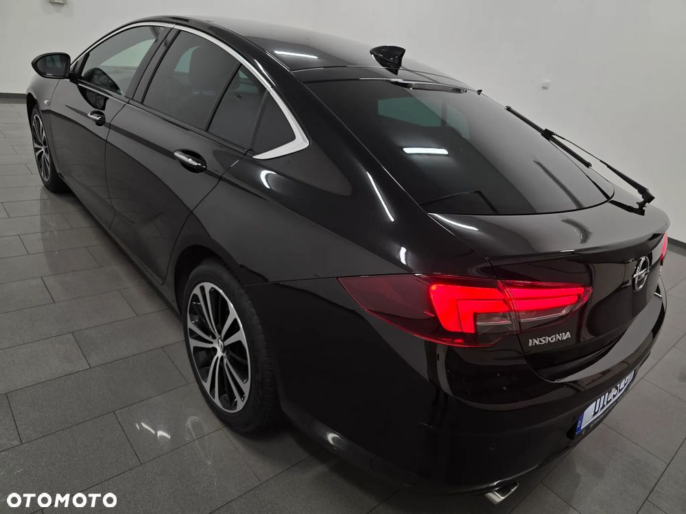 Opel Insignia 2.0 BiTurbo 4x4 Exclusive - 5