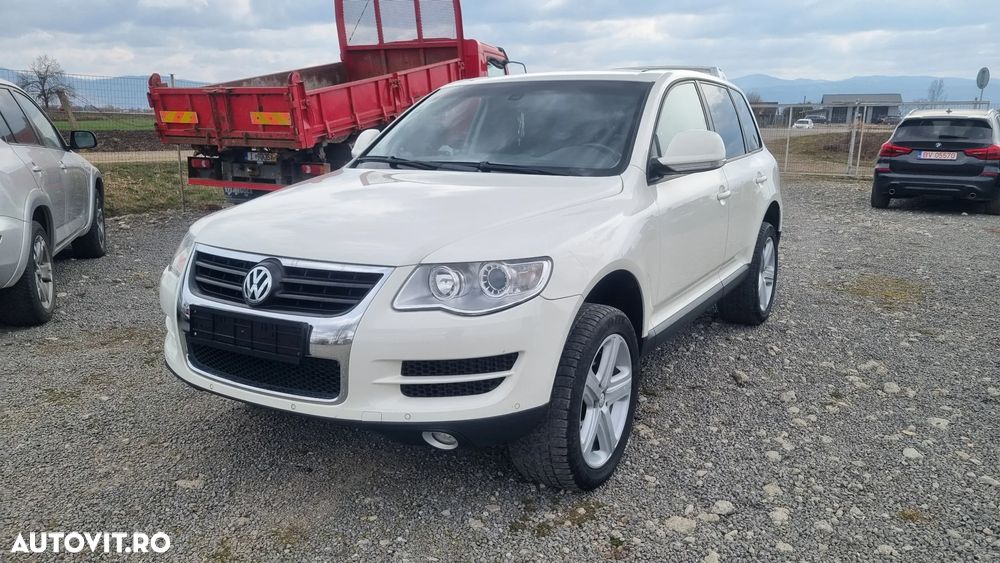 Volkswagen Touareg 2.5 R5 TDI DPF Aut. Individual - 18