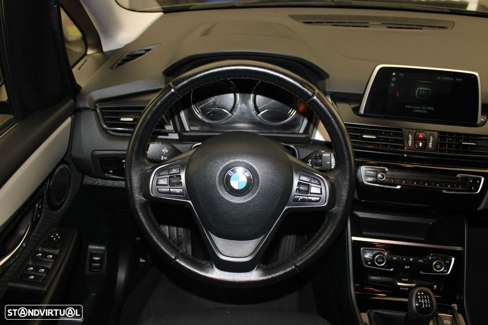 BMW 216 Active Tourer d Advantage - 10