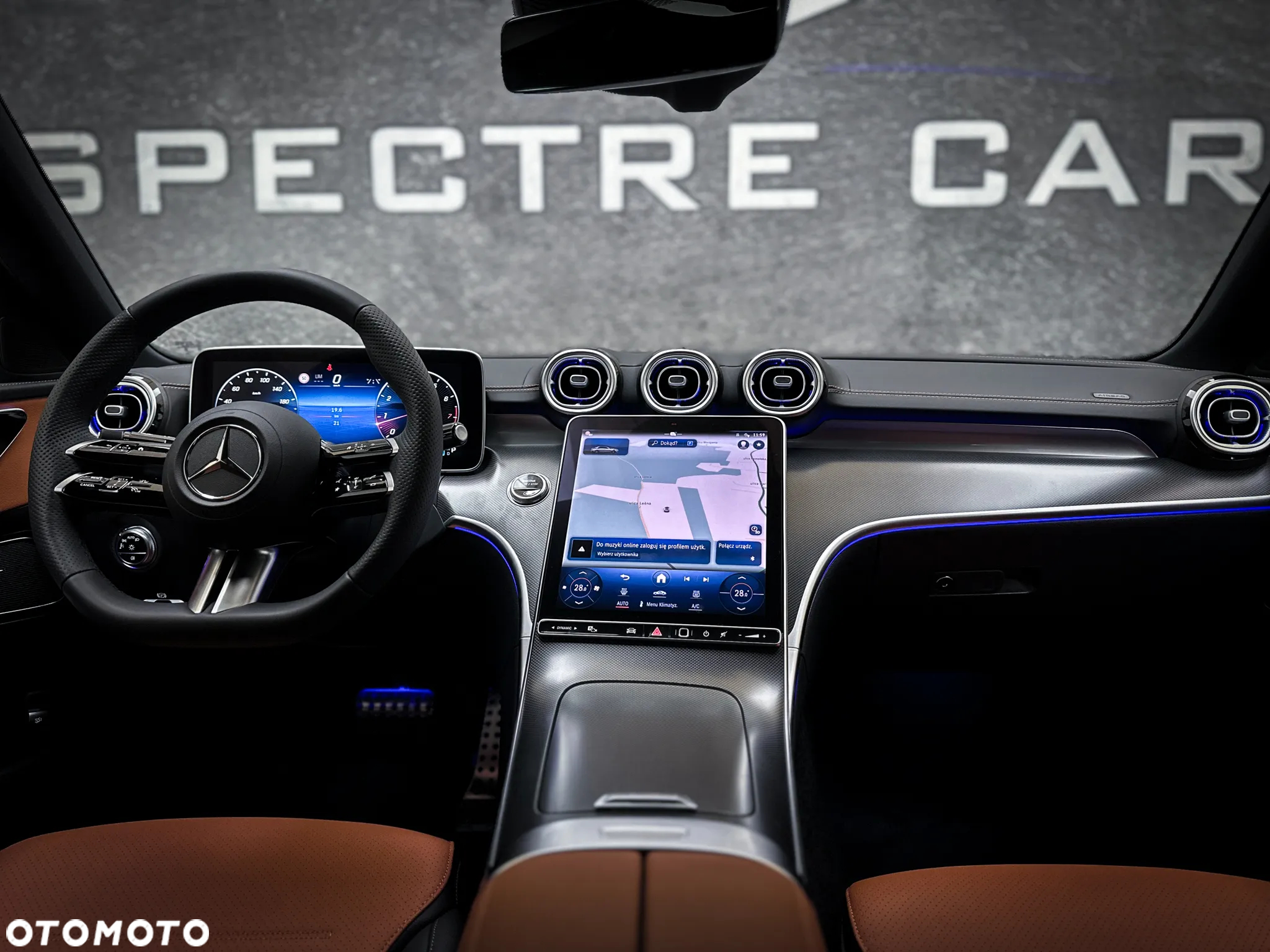 Mercedes-Benz Klasa C 200 4Matic T 9G-TRONIC Edition AMG Line - 31