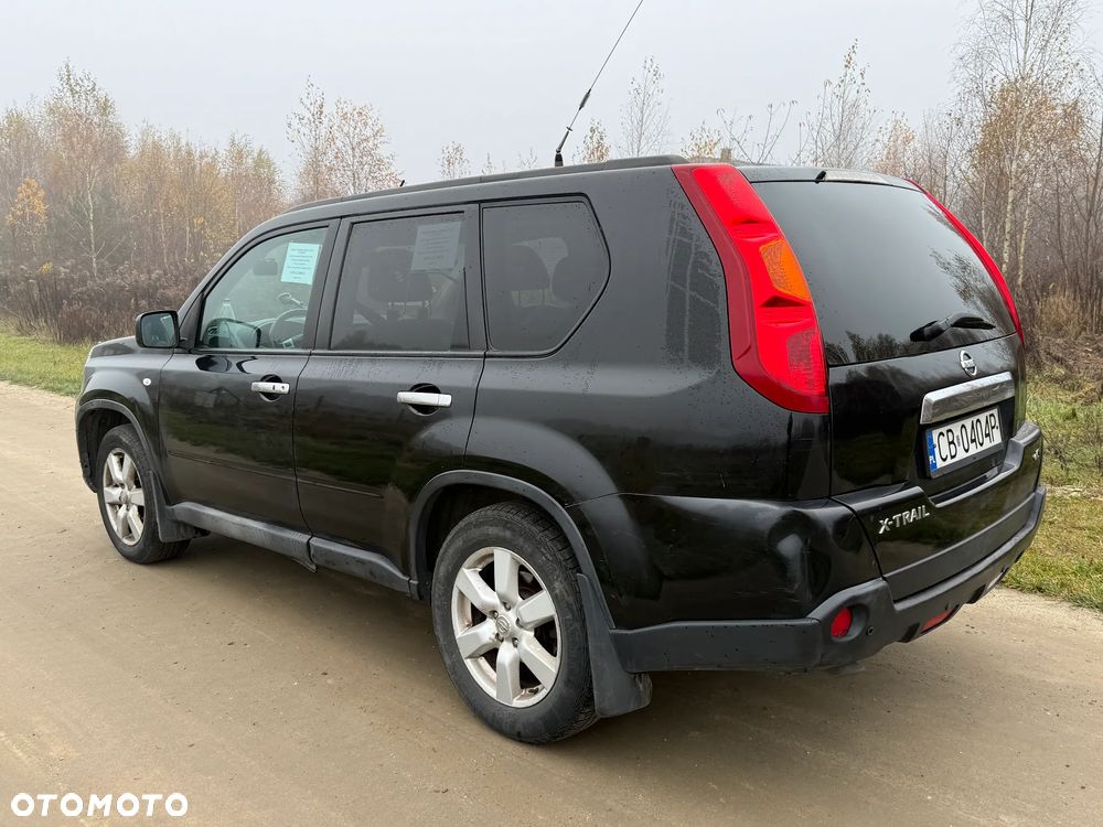 Nissan X-Trail 2.0 dCi LE - 2