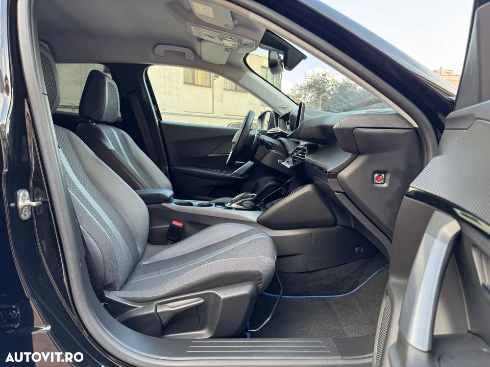 Peugeot 2008 1.2L PureTech 130 S&S EAT8 GT - 16