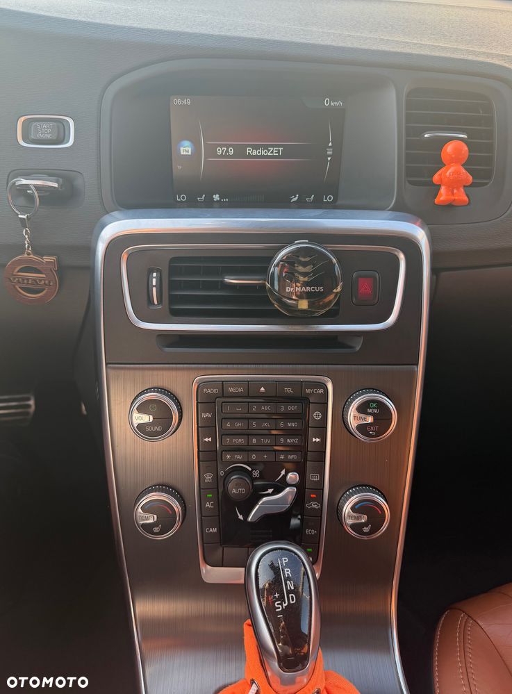 Volvo S60 - 4