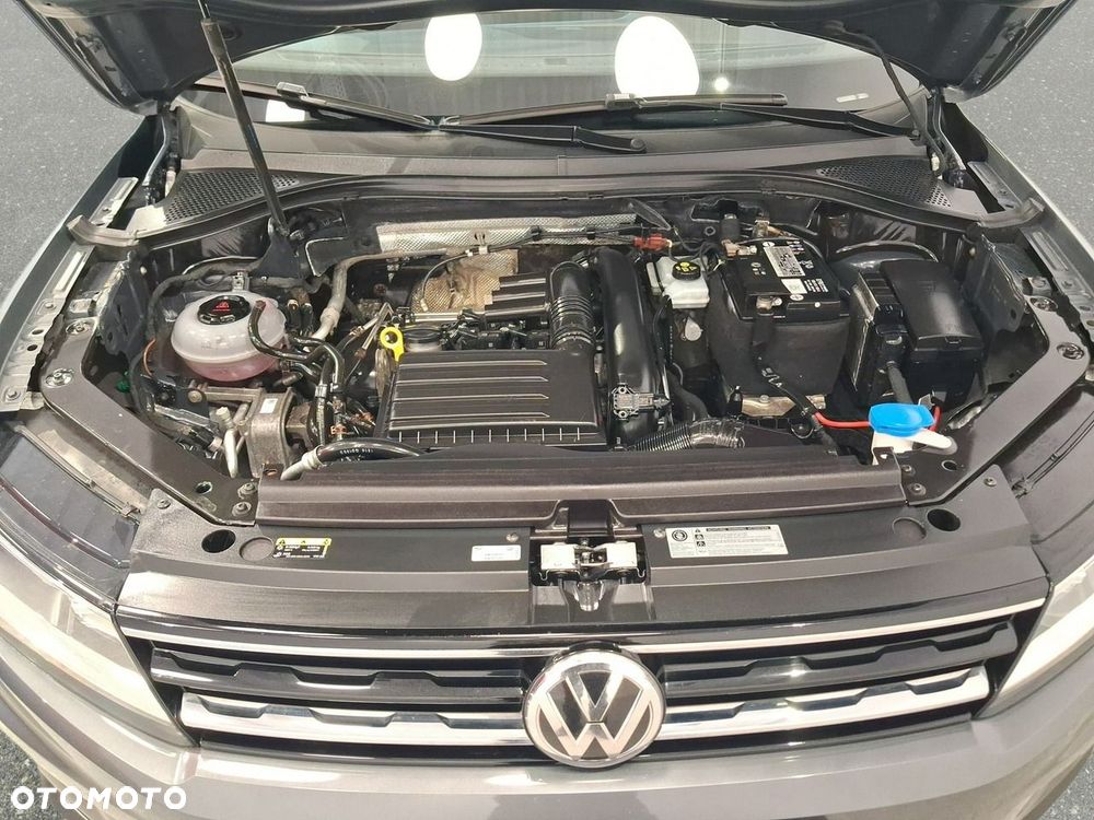 Volkswagen Tiguan - 24