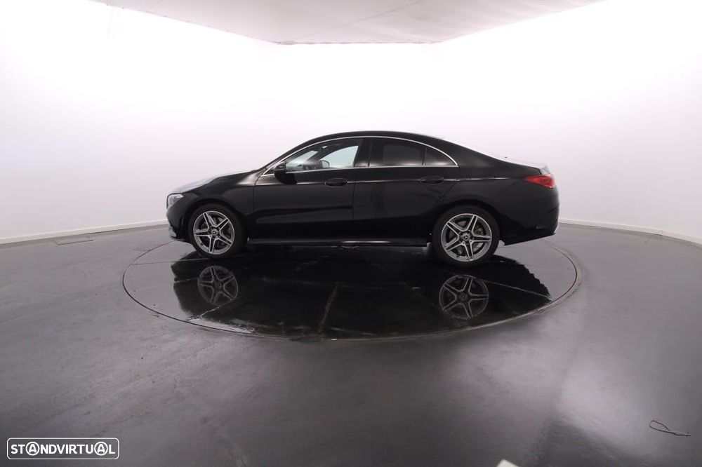 Mercedes-Benz CLA 250 e AMG Line - 3