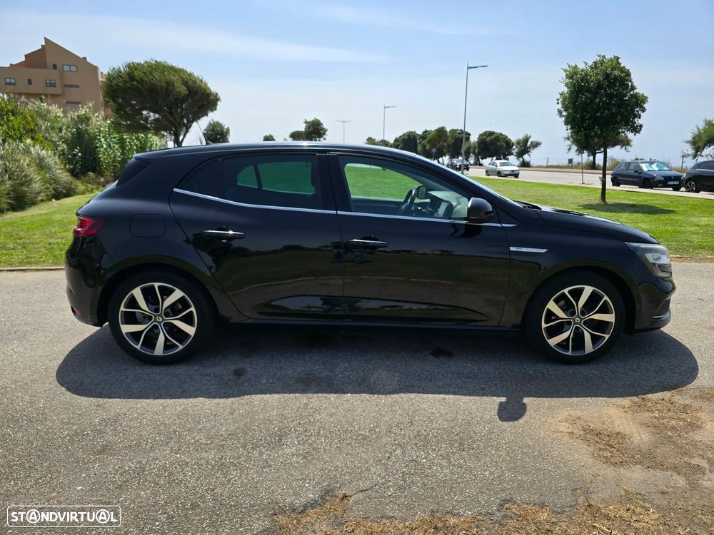 Renault Mégane 1.5 dCi Bose Edition - 4