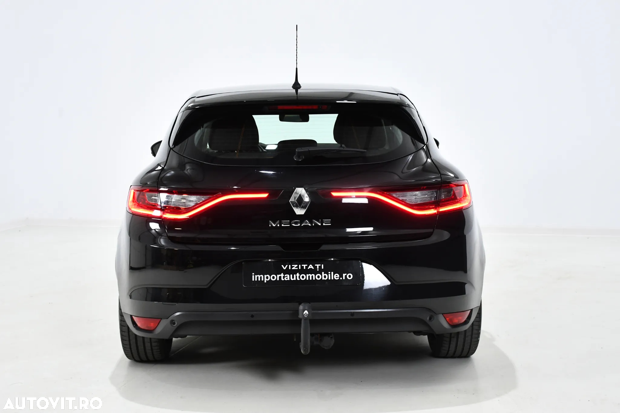 Renault Megane BLUE dCi Business - 27