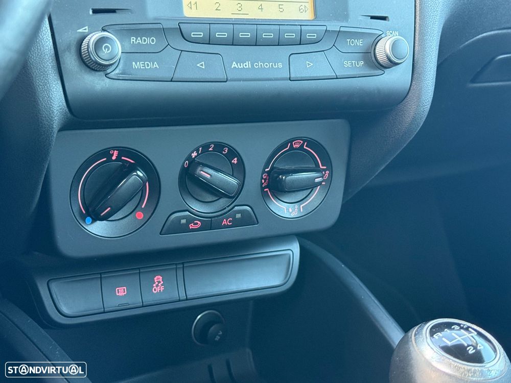 Audi A1 1.6 TDI Ambition - 10