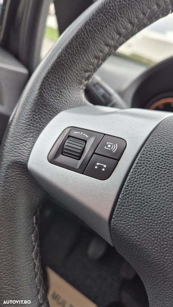 Opel Corsa 1.3 CDTI DPF Color Elegance - 18