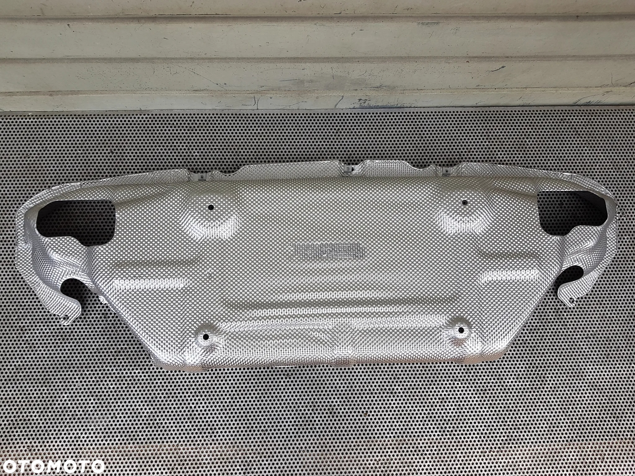 Mercedes W118 CLA Osłona Termiczna Podwozia - 5